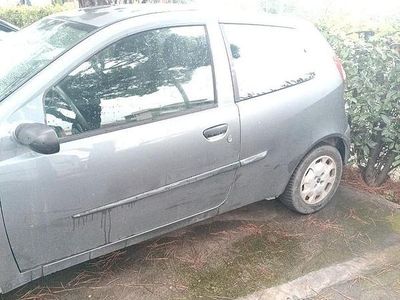 Usata Fiat Punto 2005 Grigio Utilitaria