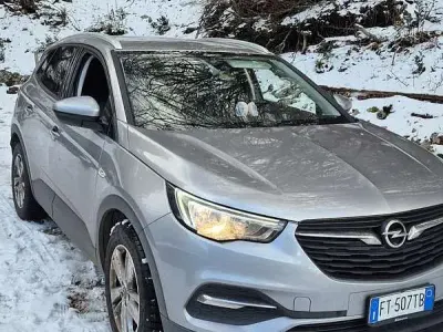 Usata Opel Grandland X S 131 CV (96 kW) 2018 Grigio SUV