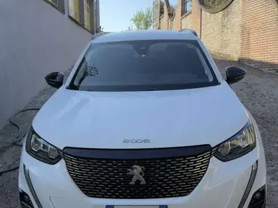 Usata Peugeot 2008 GT 131 CV (96 kW) 2022 Other SUV