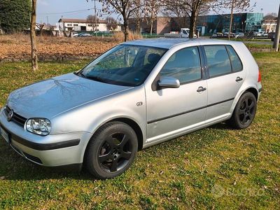 Usata VW Golf IV 2001 Grigio Berlina