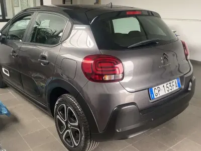 Usata Citroën C3 Shine 102 CV (75 kW) 2021 Grigio Utilitaria