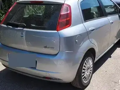 Usata Fiat Grande Punto 65 CV (47 kW) 2006 Grigio Utilitaria