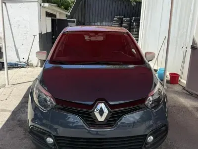 Usata Renault Captur 90 CV (66 kW) 2013 SUV