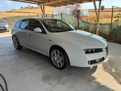 Usata Alfa Romeo 159 Progression 170 CV (125 kW) 2009 Bianco Station wagon