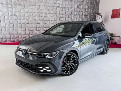 Usata VW Golf VIII GTI 245 CV (180 kW) 2023 Dolphin grey Berlina