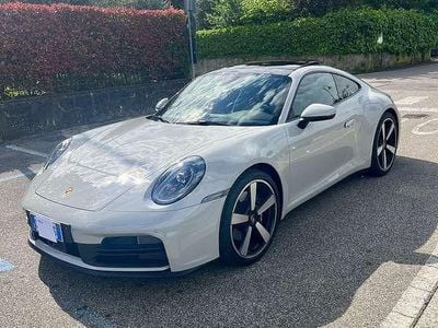 Usata Porsche 911 Carrera 394 CV (289 kW) 2025 Grigio Coupé