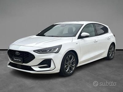 Bianco Usata 2024 Ford Focus ST-Line Berlina | 22.500 € (Buon prezzo)