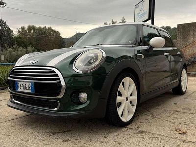 Usata Mini Cooper D Business 116 CV (85 kW) 2015 Verde Utilitaria