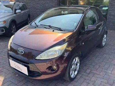Usata Ford Ka Titanium 69 CV (50 kW) 2011 Marrone Utilitaria