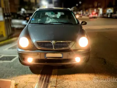 Usata Lancia Lybra