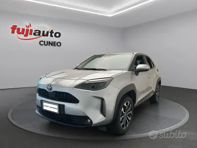 Usata Toyota Yaris Cross Trend 116 CV (85 kW) 2021 Grigio SUV