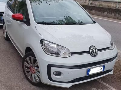 Begagnad VW up! Beats 60 HK (44 kW) 2018 Vit Halvkombi