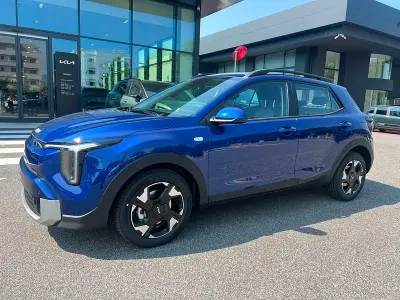 Nuova Kia Stonic Urban 100 CV (73 kW) 2026 Blu SUV