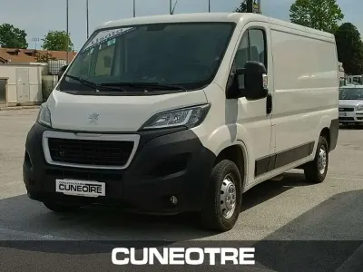 Usata Peugeot Boxer S 140 CV (102 kW) 2021 Bianco Furgone