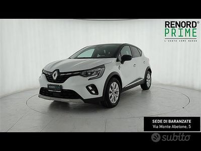 Usata Renault Captur Intens 160 CV (117 kW) 2022 Bianco SUV