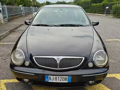 Usata Lancia Lybra 150 CV (110 kW) 2000 Berlina