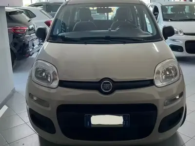 Usata Fiat Panda Lounge 85 CV (62 kW) 2016 Utilitaria