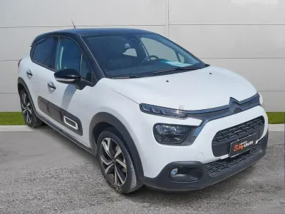Usata Citroën C3 Shine 83 CV (61 kW) 2022 Bianco + tetto nero Utilitaria