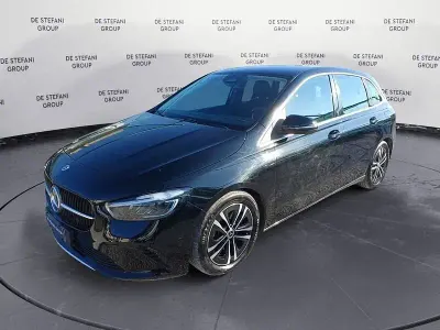 Usata Mercedes B180 Advanced 116 CV (85 kW) 2023 Nero notte Utilitaria