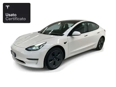 Usata Tesla Model 3 Long Range AWD 324 kW (441 CV) 2021 Pearl white multicoat Berlina