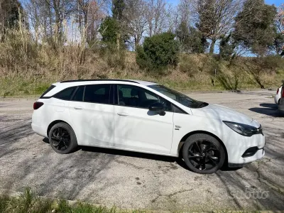 Usata Opel Astra Sport 105 CV (77 kW) 2020 Bianco Station wagon