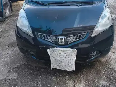 Usata Honda Jazz 99 CV (72 kW) 2009 Nero Utilitaria