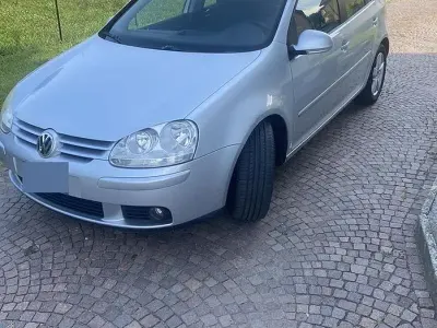Usata VW Golf V 105 CV (77 kW) 2007 Grigio Berlina