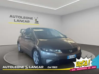 Usata Honda Civic Exclusive 140 CV (102 kW) 2007 Grigio Berlina