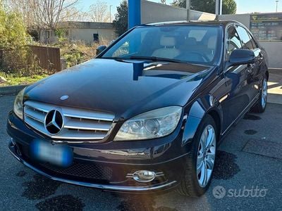 Usata Mercedes C350 Avantgarde 224 CV (164 kW) 2007 Blu Berlina