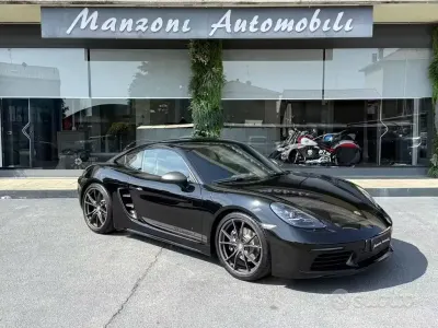 Usata Porsche 718 Cayman 300 CV (220 kW) 2021 Nero Coupé