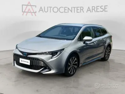 Usata Toyota Corolla Style 152 CV (111 kW) 2021 Grigio Station wagon