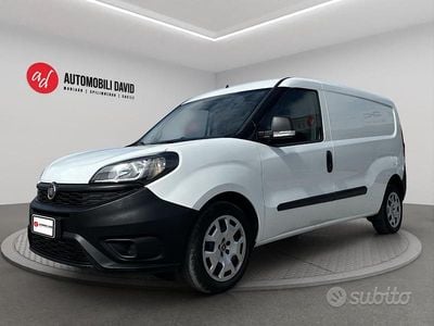 Usata Fiat Doblò Lounge 105 CV (77 kW) 2022 Bianco Monovolume