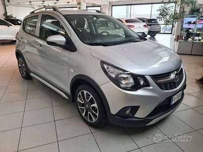 Usata Opel Karl Rocks 73 CV (53 kW) 2019 Argento Utilitaria