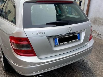 Usata Mercedes 220 2008 Grigio Station wagon