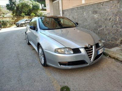 usata Alfa Romeo GT 1.9 JTDM 16V Distinctive