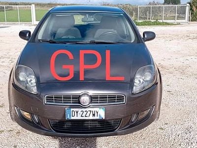 Usata Fiat Bravo Active 90 CV (66 kW) 2009 Grigio Utilitaria