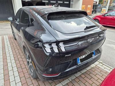 Usata Ford Mustang Mach-E 275 kW (375 CV) 2021 Nero SUV