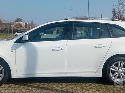 Usata Chevrolet Cruze LT 131 CV (96 kW) 2013 Bianco Station wagon