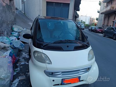 Usata 2001 Smart ForTwo Coupé Utilitaria | 2500 €