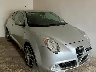 Usata Alfa Romeo MiTo Distinctive 90 CV (66 kW) 2009 Grigio Utilitaria