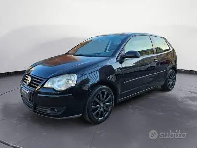 Usata VW Polo Comfortline 80 CV (58 kW) 2007 Nero Utilitaria