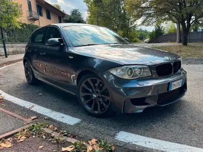 Usata BMW 118 M Sport 143 CV (105 kW) 2007 Grigio Utilitaria