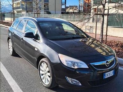 Occasion Opel Astra 2012 Noir Break