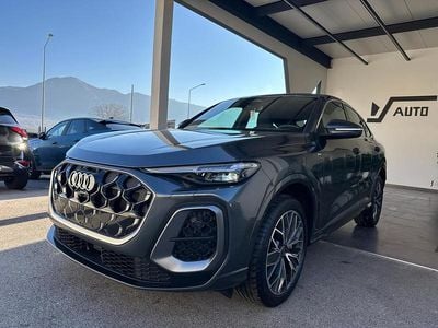 Nuova Audi Q5 Sportback S-Line 204 CV (150 kW) 2025 Grigio daytona perla SUV