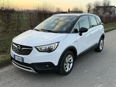 Usata Opel Crossland X Innovation 102 CV (75 kW) 2019 Bianco SUV