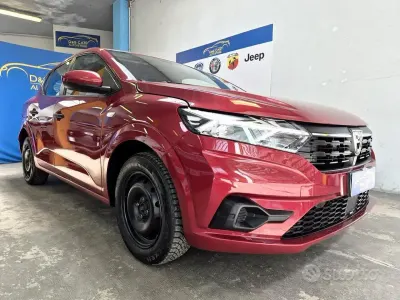 Usata Dacia Sandero Essentiel 67 CV (49 kW) 2021 Rosso Berlina