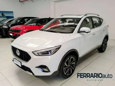 Usata MG ZS Luxury 111 CV (81 kW) 2023 Bianco SUV