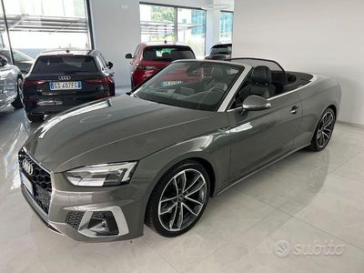 Usata Audi A5 Cabriolet S-Line 163 CV (119 kW) 2023 Grigio Cabrio