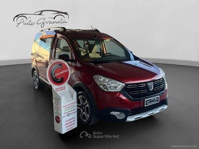 Usata Dacia Dokker Stepway 95 CV (69 kW) 2019 Rosso Monovolume