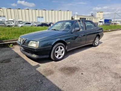 Usata Alfa Romeo 164 145 CV (106 kW) 1988 Verde Berlina